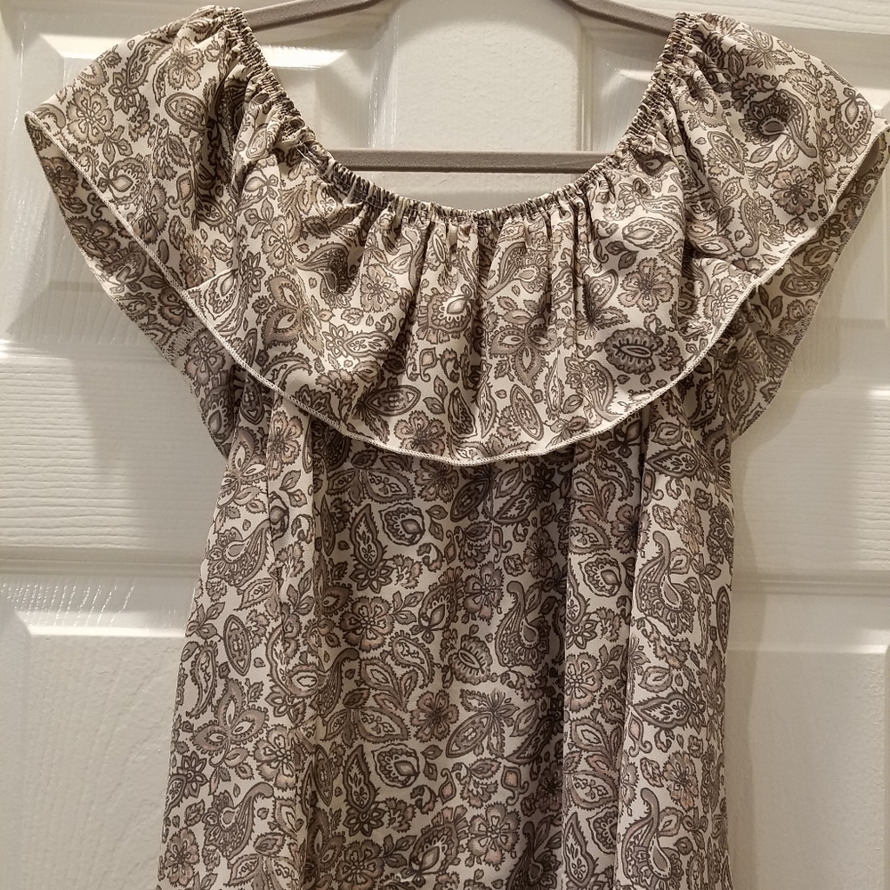 Hollister sleeveless top